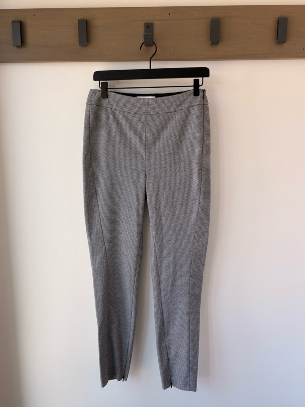 Reiss Tailored Dress Pants Side Zip Ankle Zip - black white pattern - Size 6